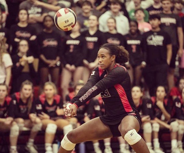 RedHawkVB's tweet photo. And you’re 2️⃣0️⃣2️⃣2️⃣ ESCC CONFERENCE PLAYER OF THE YEAR IS…2️⃣3️⃣ Kamryn Chaney!!!🙌🏐👏💯🤩 #ProgramPOYs #KAM 🤝🤝 https://t.co/00fzm9Uhe9