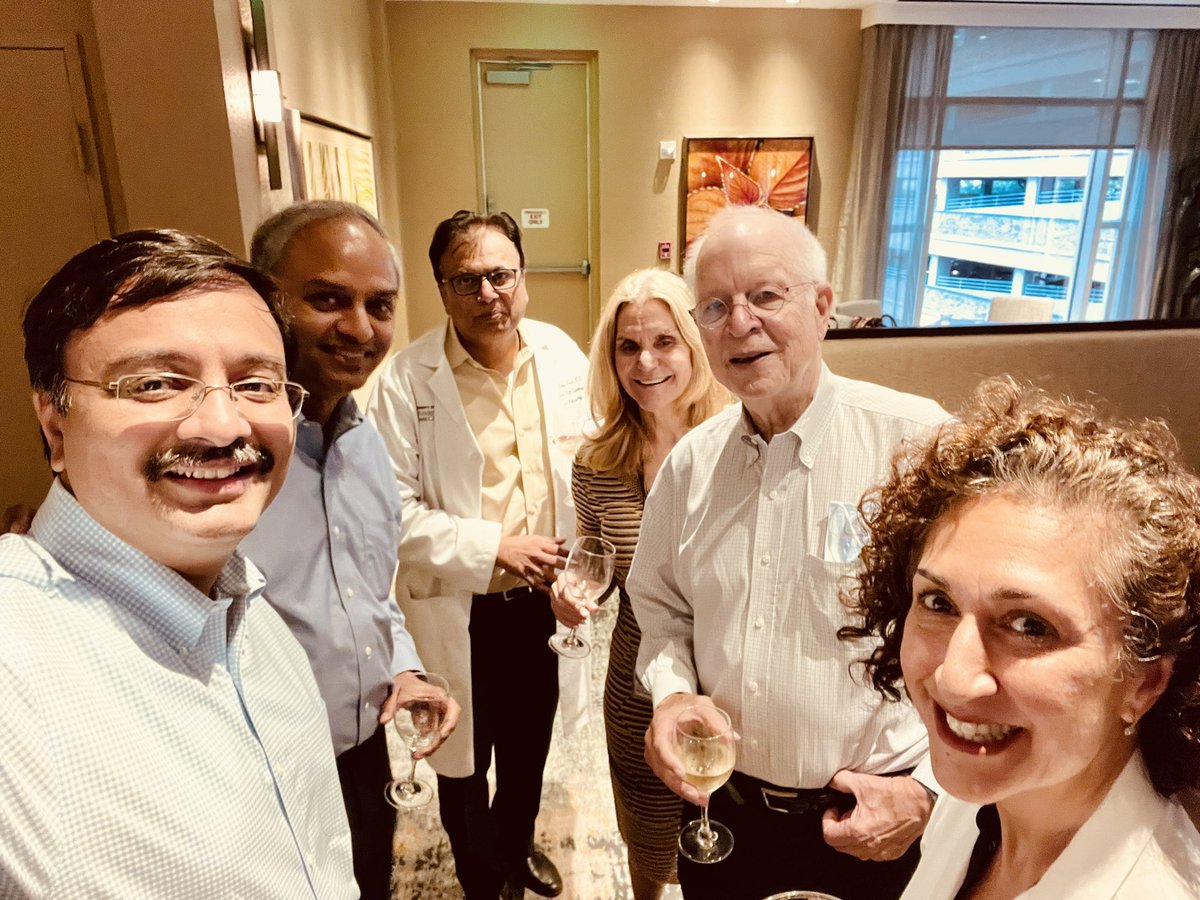 NitinJainMD's tweet photo. ๐๐๐Celebrating 1000th cell therapy infusion at @MDAndersonNews
A great team effort led by Drs EJ Shpall and Sattva Neelapu
Quoting Dr Neelapu โWe are curing patients and we are making Cancer Historyโ ๐๐๐๐ฝ๐๐ฝ
@EJShpallMD
@ppisters
#CARTOX
#CAR-T #TcellRx https://t.co/WohWi4DMUb