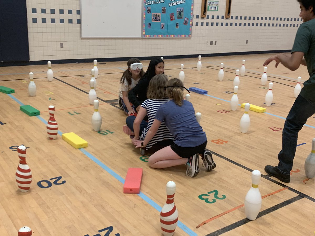 CounselorOES's tweet photo. 2/3 Girls Night Out @Oakton_ES with our 5th and 6th graders was super fun tonight! Thank you to our amazing @OaktonESPTA @SSchnaue as well as all of the Oakton staff who came out to support and have fun! https://t.co/L74MHIJJaT
