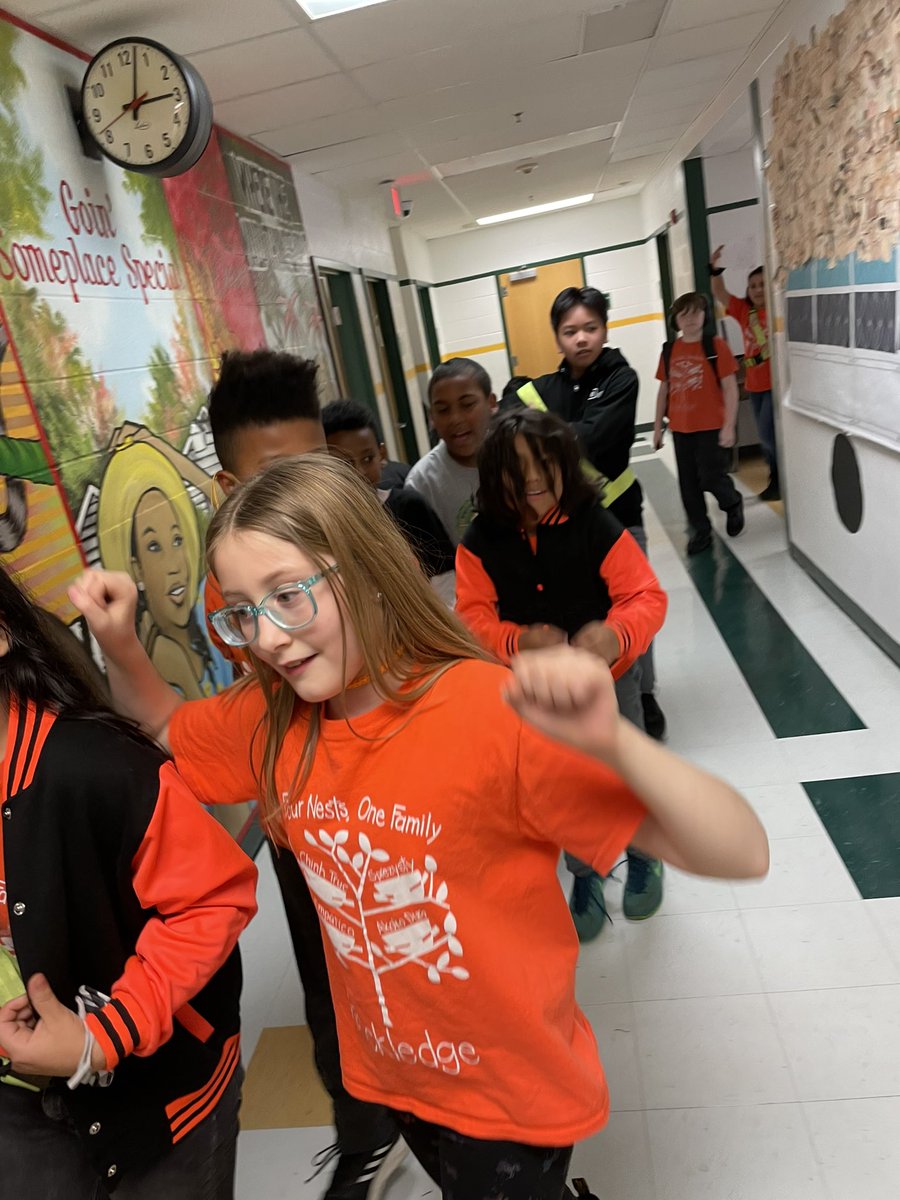 RockledgePWCS's tweet photo. Today was our 1st quarter Nest celebration! Congratulations to Sprezysty for coming in first place! The competition was close which shows us how every point matters to support your nest! Keep up the amazing character heading into quarter 2! #4nests1family #weareRockledge https://t.co/9qPpzJb3nU