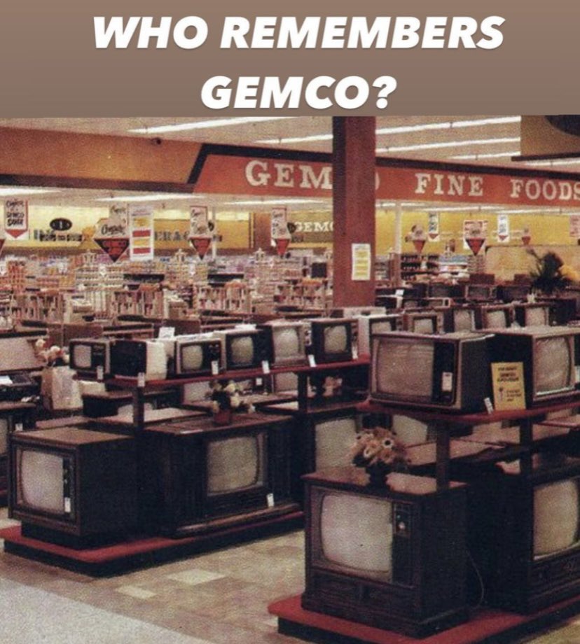 80sThen80sNow's tweet photo. Gemco Was an American Department Store Chain That Operated Between 1959-1986.
#Gemco #DepartmentStore #Food #Electronics #VideoGames #houseware #jewelry #Clothing #Furniture https://t.co/5S57fyvcbD