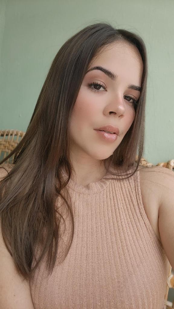 by_keylaa's tweet photo. alguien por acá se cambió el look https://t.co/s5fEQXZqmd