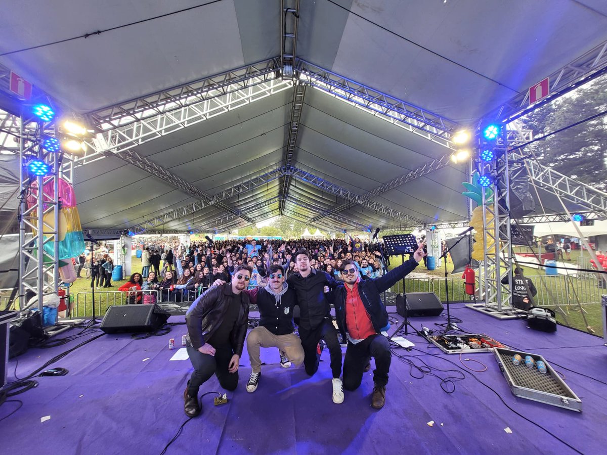 Cervejada do C7 foi como?
#cervejadadoc7 <a href="/C7UFPR/">C7</a> #Live #rock #photography