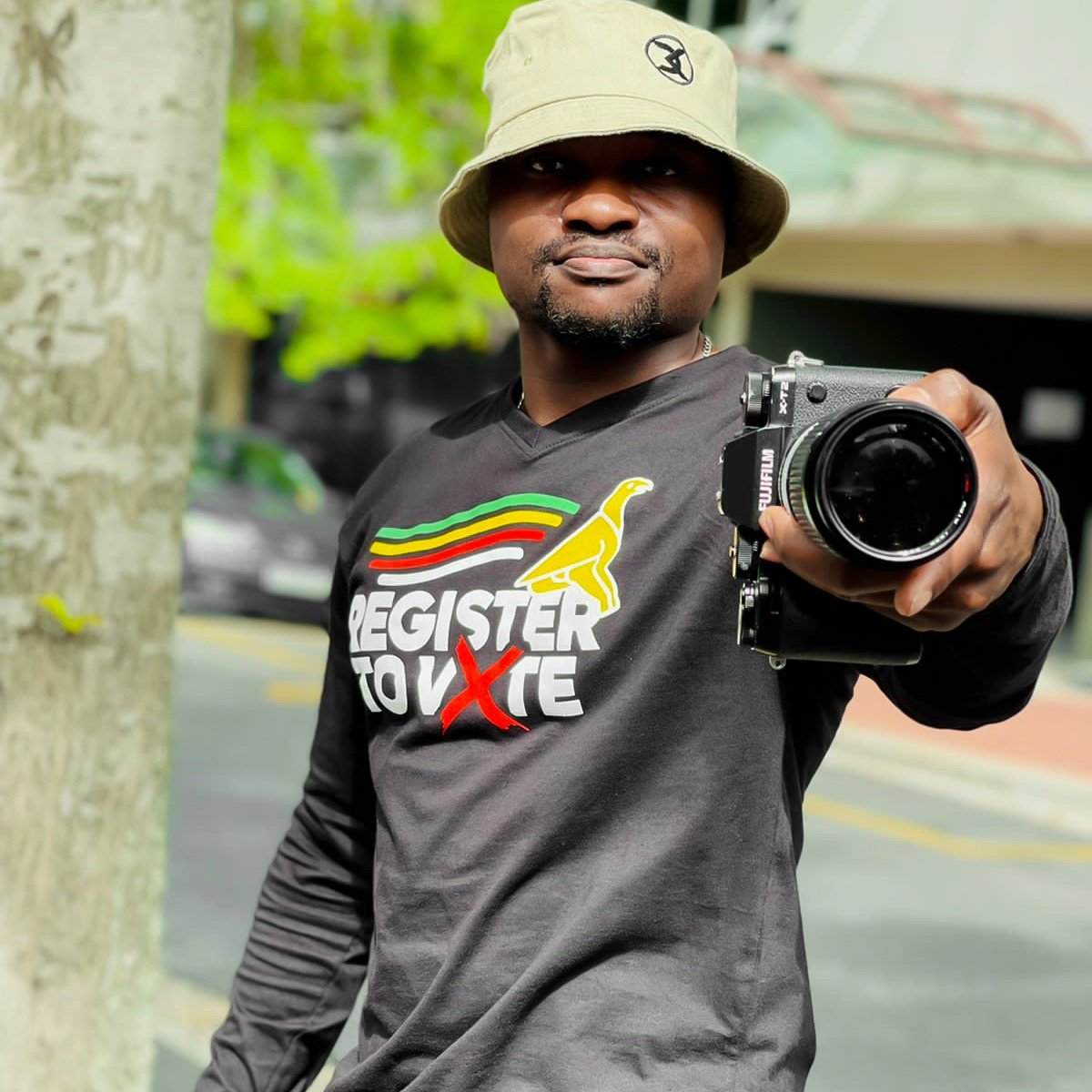 kumchez's tweet image. F -ollow
O -ne
C -ourse
U -ntil
S -uccessful
#RegisterToVoteZW #FakaPressure