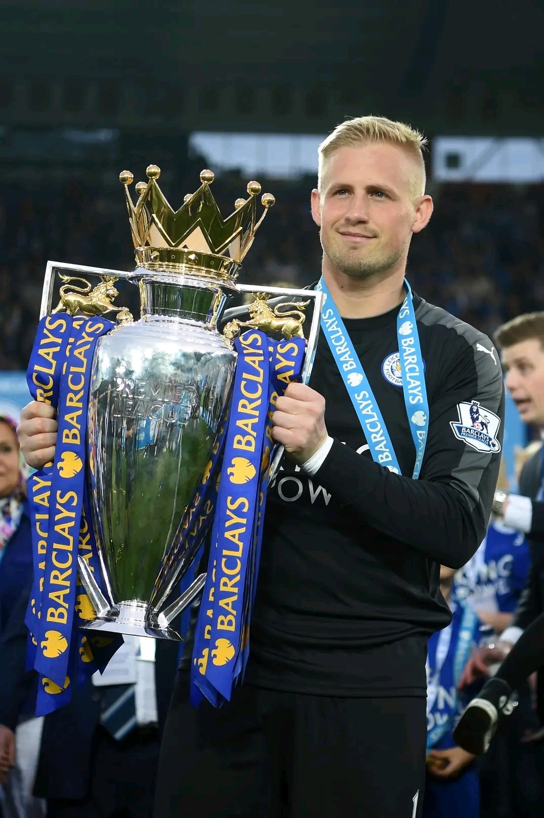 Happy 36th birthday to Kasper Schmeichel 
