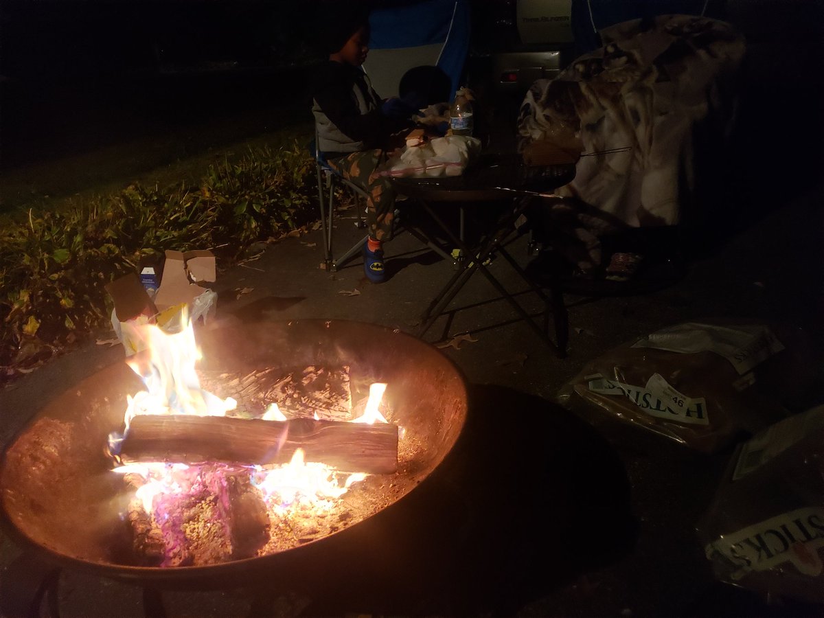 Friday Night Chill and My Manz <a href="/DjGEMINIlive/">Dj Gemini</a> on The 1's and 2's