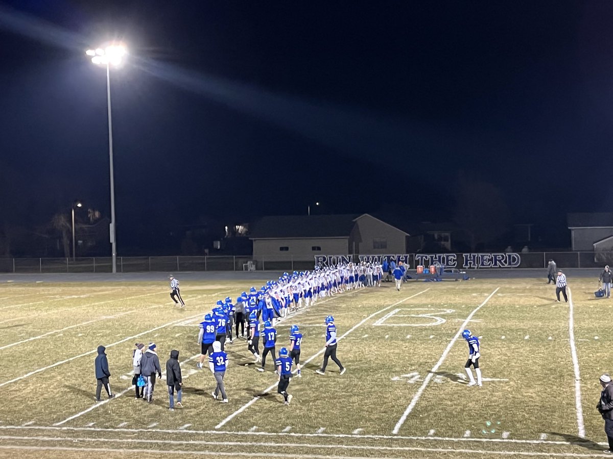 PtownTrojans's tweet photo. TROJANS are heading to the DOME!!! Final score 36-8!!! https://t.co/bZzYEfG8Ap
