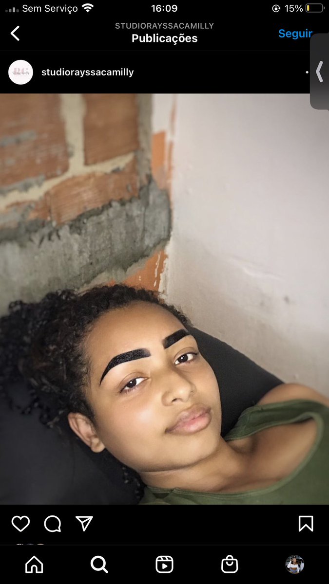 Oi pessoal sou designer iniciante, e tô vindo aqui para pedir a colaboração de vocês, no meu trabalho, é só da rt, pra me ajudar no meu trabalho. E me siga no perfil de trabalho/ studiorayssacamilly. Vai me ajudar muitooo 🥰❤️