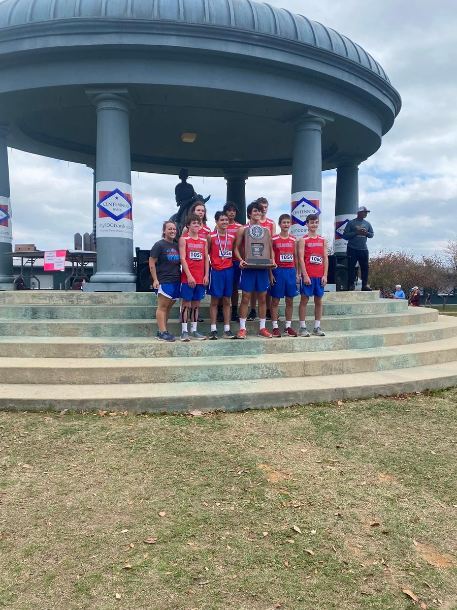 MelbourneSchoo1's tweet photo. Your 3A XC State Runner-up! Congratulations boys.
Congratulations to Shawn Worham and Kale Caraway state medalist. Shawn finished 5th and Kale finished 7th. #gokatzgo https://t.co/lCIYdMLsUN