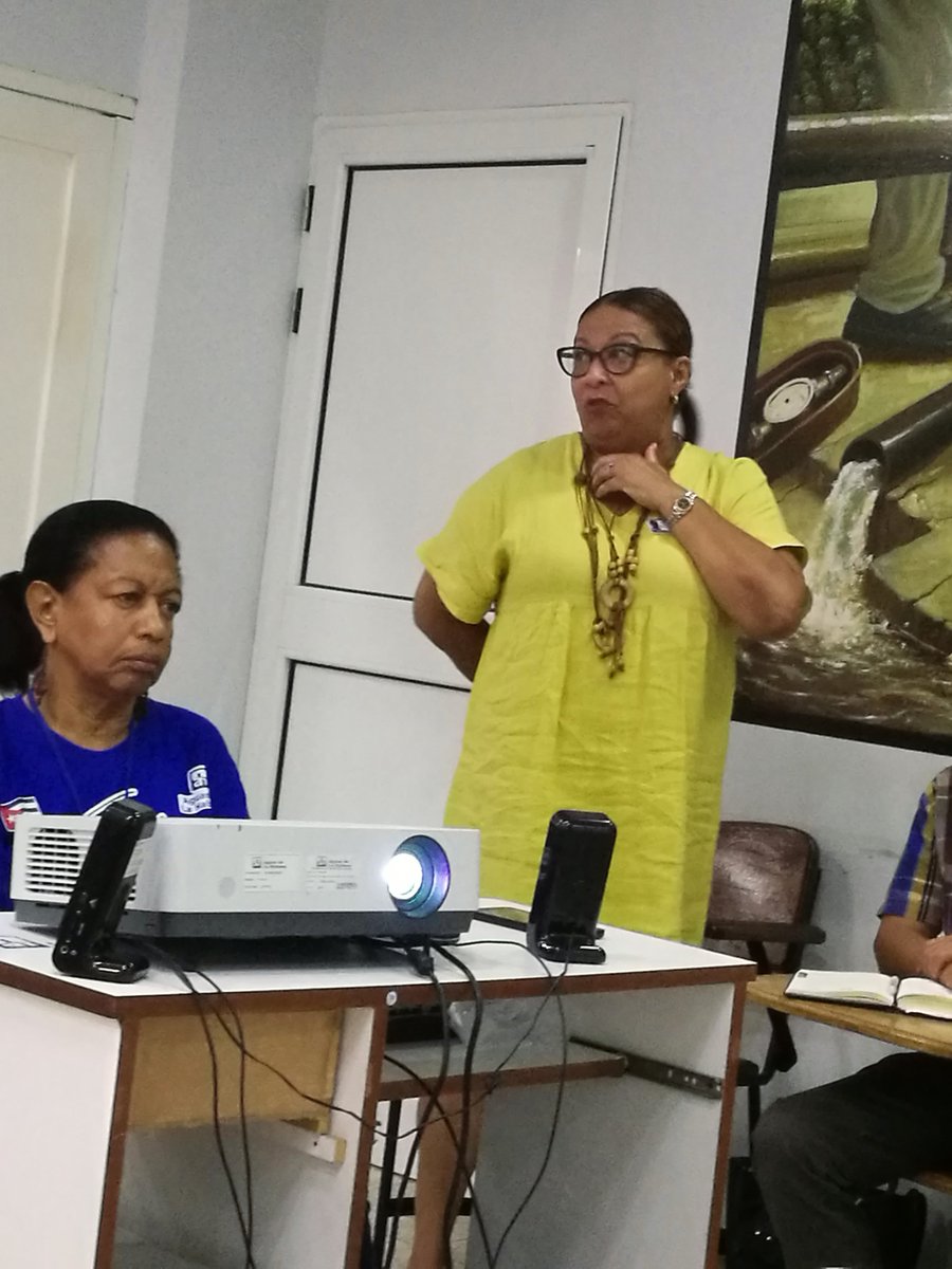 La reunión de la comisión nacional de Formación vocacional y orientación profesional se desarrolló en el INRH, Dirección Provincial de Aguas de La Habana, nos acompañó su Director General. #CubaViveYTrabaja #Cubamined #CubaEsAmor <a href="/PresidenciaCuba/">Presidencia Cuba 🇨🇺</a> <a href="/INRHCuba/">Instituto Nacional de Recursos Hidráulicos</a> <a href="/MMarreroCruz/">Manuel Marrero Cruz</a>