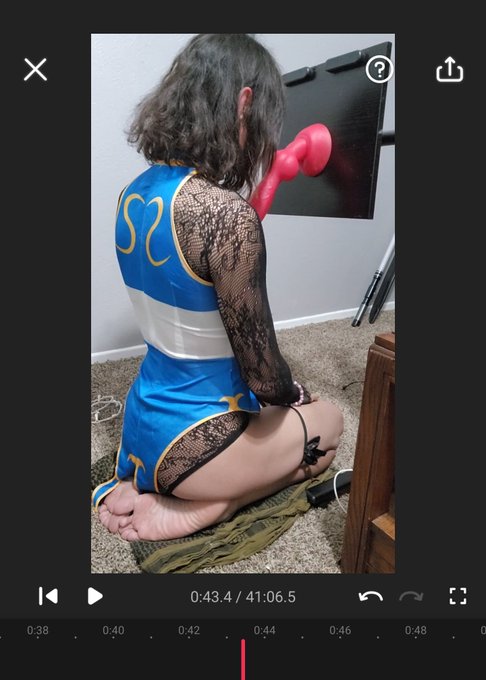 I need another haircut, the back be getting all scronkly 

#femboy #twink
#nsfwtw #nsfw #crossdressing