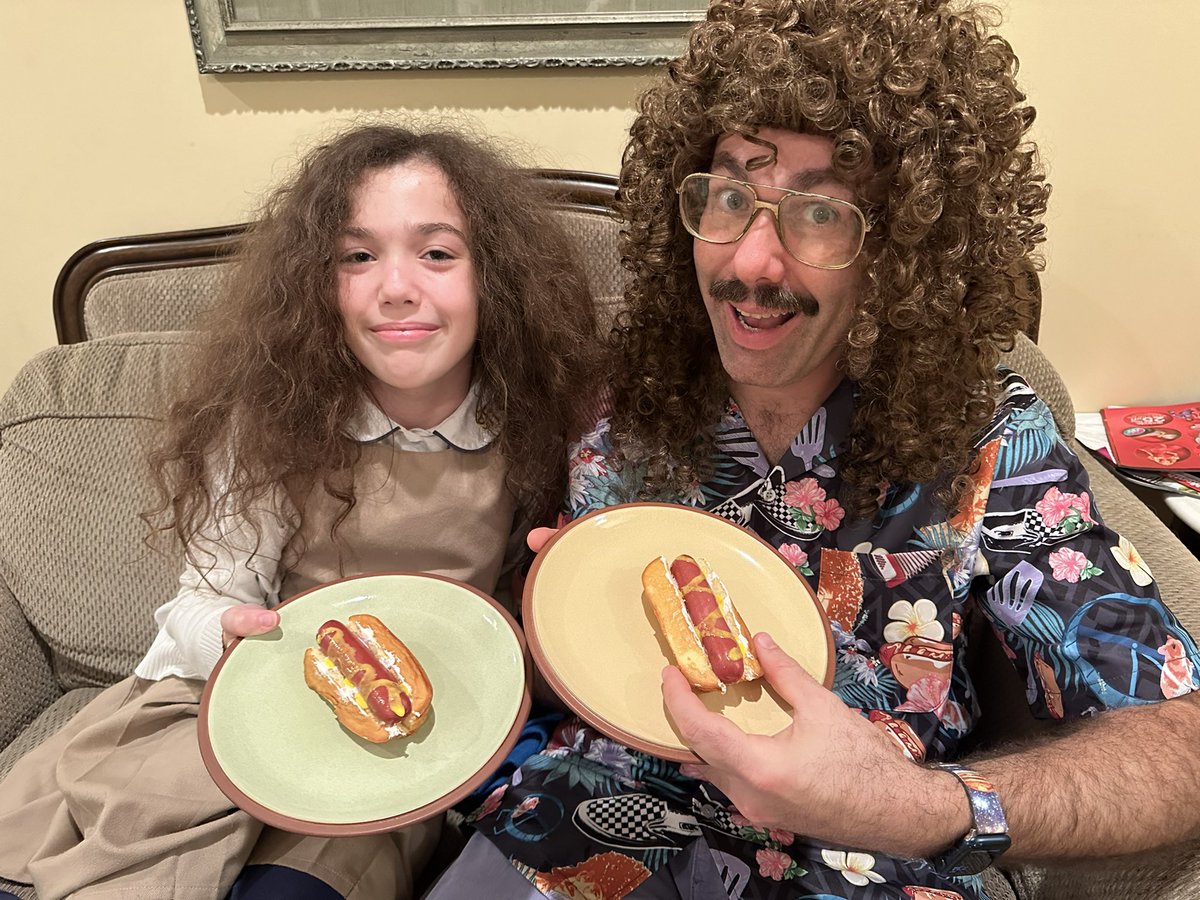 I need these #WEIRDTheAlYankovicStory @vans in my life!