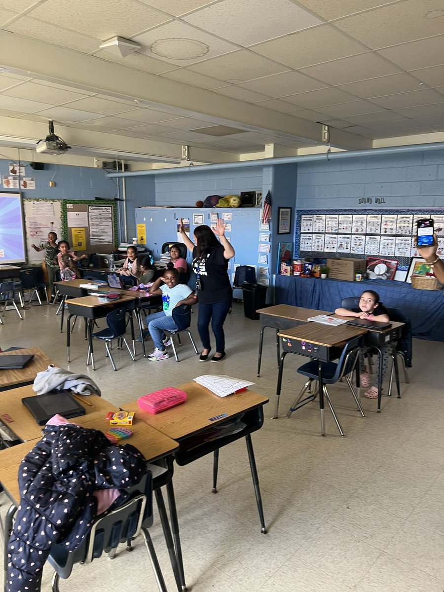 Congratulations to Mrs. Macy, Mrs. Day and  Mrs.Emanuel for participating and winning UES Unity Day contest.
#nobullying #UES #UnityDay