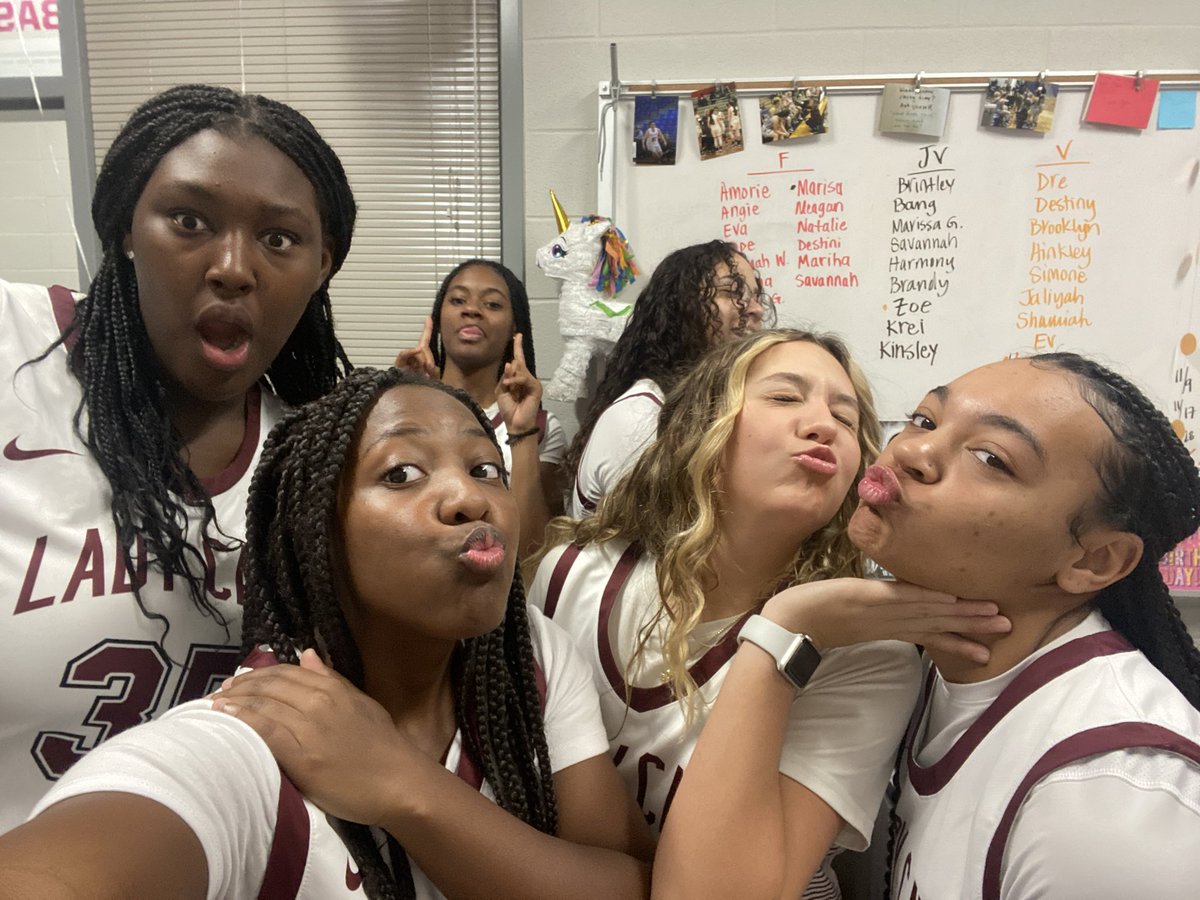 Catch these Cats &amp; their friends in action at home tomorrow! 11, 11, 12:15 vs Frisco Heritage  👌 💯