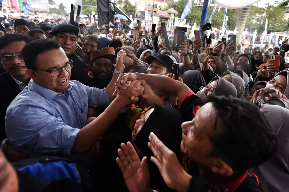 aniesbaswedan's tweet photo. Silaturahmi Akbar Kebangsaan di Istana Maimun, Medan.

Terima kasih atas sambutan hangat masyarakat Medan dan sekitarnya di Sumatera Utara, yang datang untuk bersilaturahmi bersama. https://t.co/K0WLLBdZP0
