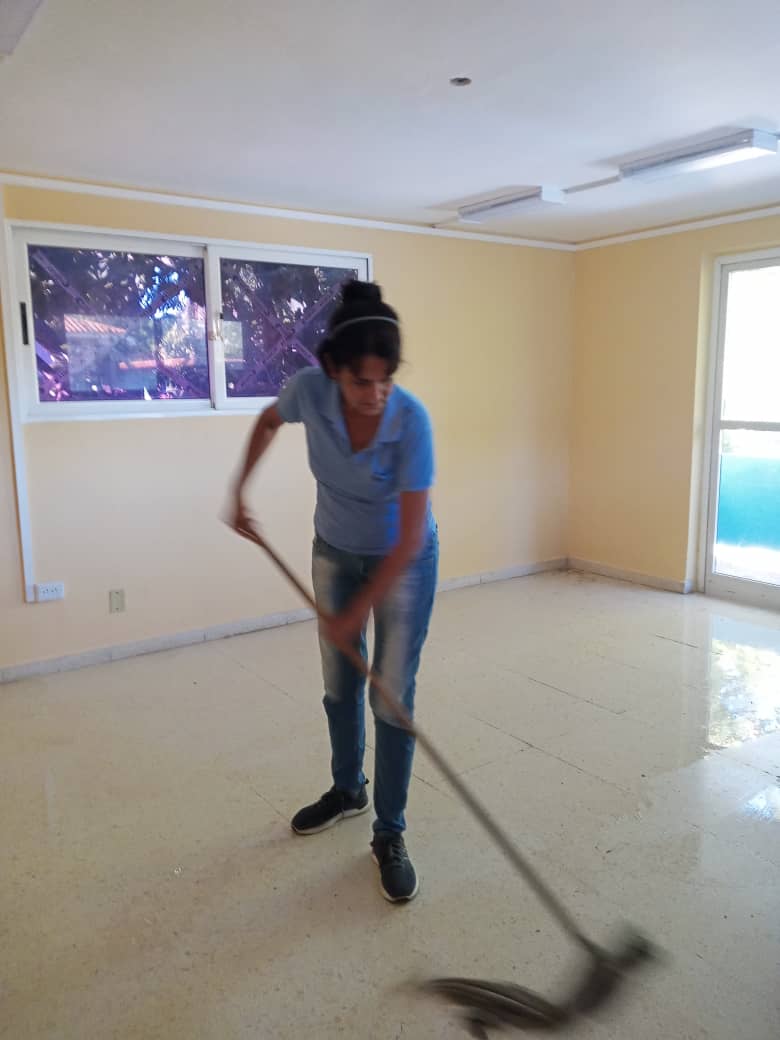 Hoy la DECA y la DCIE pusieron ❤️ al Archivo Central de <a href="/ETECSA_Cuba/">ETECSA</a>. #VamosConTodo porque #NuestraFelicidadEsUnir #CubaEsAmor #EsteEsMiAzul <a href="/taniavel76/">Tania Velazquez</a> <a href="/OdalysMartnezR6/">Odalys Martínez Reyes</a> <a href="/RafaelA96065817/">Rafael Acosta Barthelemy</a>