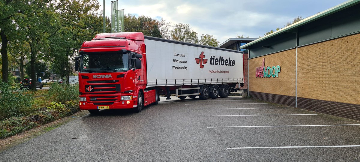 Een goed weekend allemaal. #vrachtwagenchauffeur #tielbeke #mooistewerkwateris