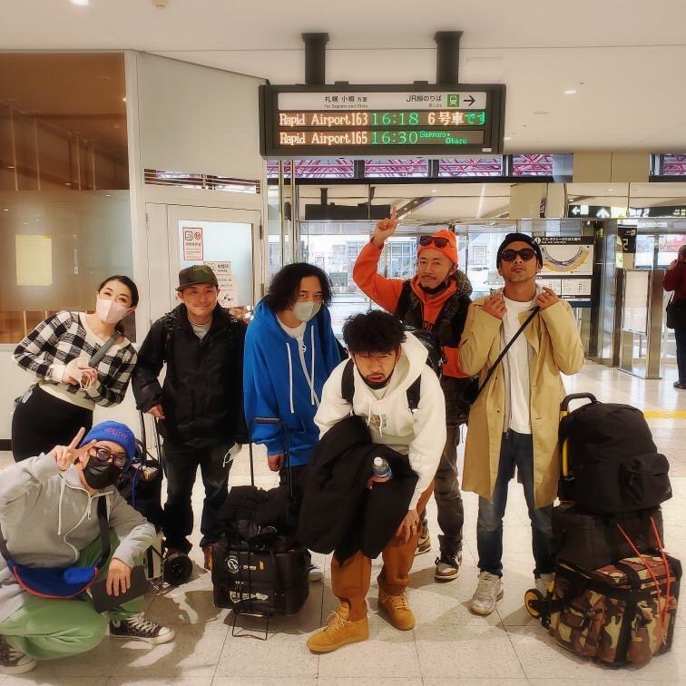 BOOOOOYAKA_SHA's tweet image. 【北海道ツアー札幌編】
先週土曜のSTAMINA DADDY in 札幌、あざました🙏 10年ぶりの北海道、人も音もメシも自然も温泉もみんな最高でした🙌東京からも大勢サポーターが来てくれて嬉しかったし心強かったし北海道のご無沙汰な皆様にも会えて良かった！遊んでくれた皆様に感謝🙏
#STAMINA_DADDY #札幌