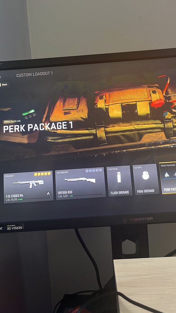 Hyperfps02's tweet image. Yeah this game is just not it. I hate the new upgrade system where they’re pretty much telling you how to play the game rather than you pick a gun and grind it however you want. Huge L for me