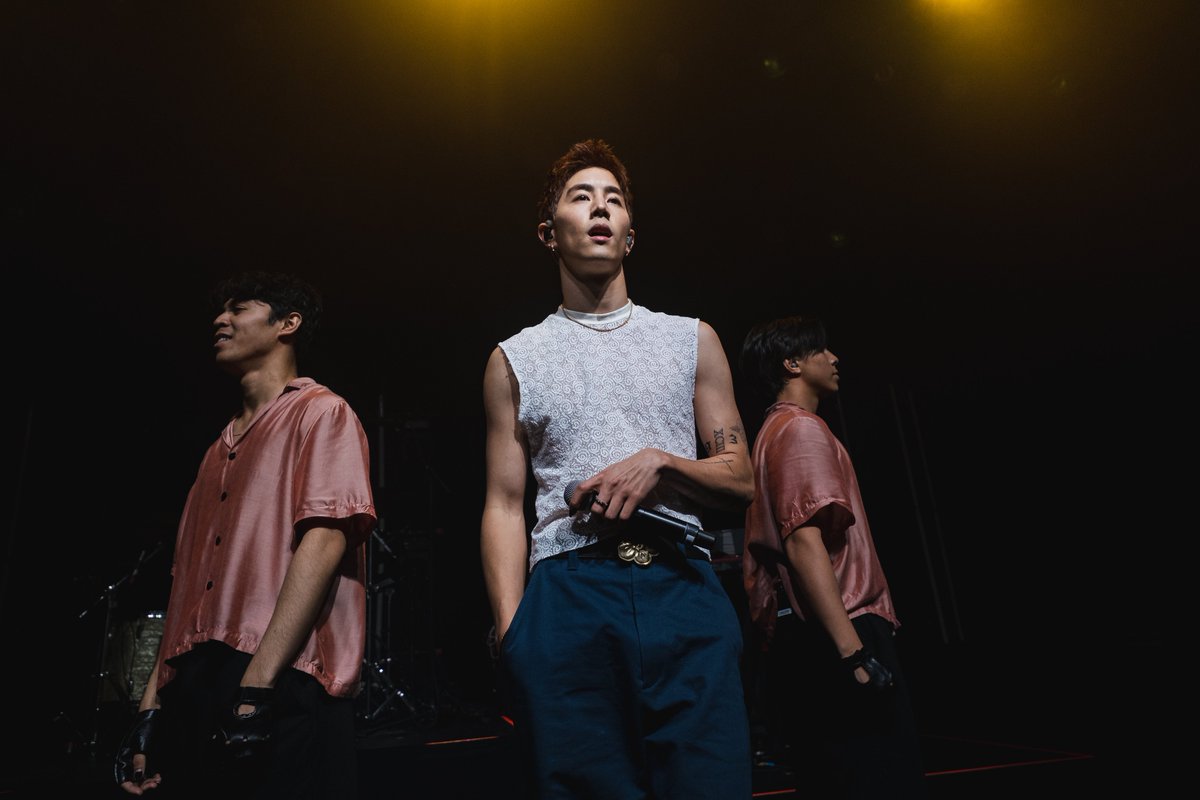 Mark Tuan Official tweet media