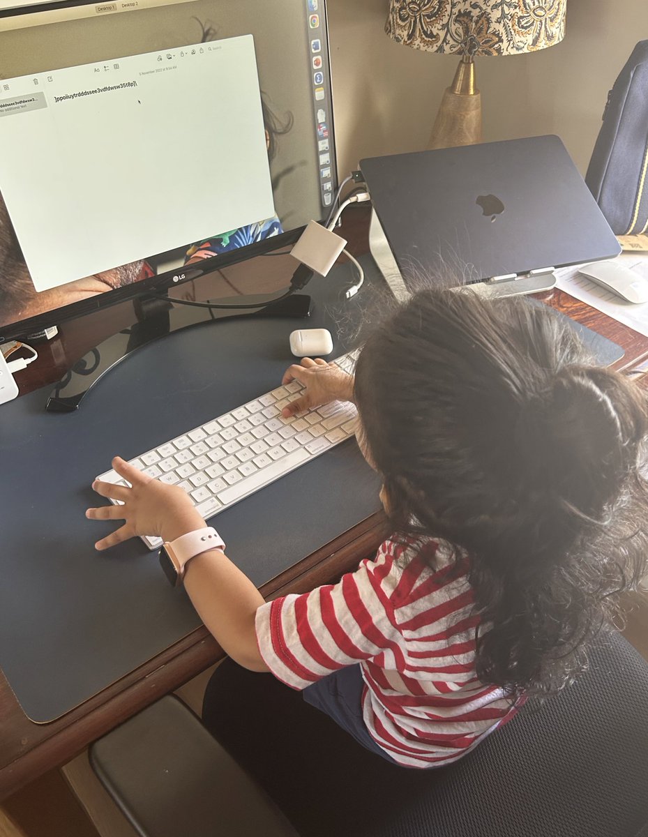 keyamadhvani's tweet image. This little guy wants to “work like mama” and my heart can’t take it.
