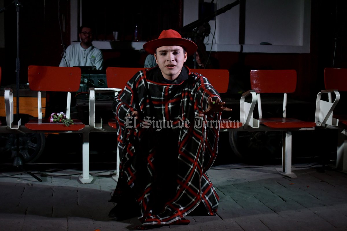 torreon's tweet photo. 📸 Viven encuentro teatral con las ánimas en el Museo del Ferrocarril de Torreón

#Cultura #TrasLuz 

https://t.co/Ly8gtt0ejP https://t.co/ufIMWyBHky