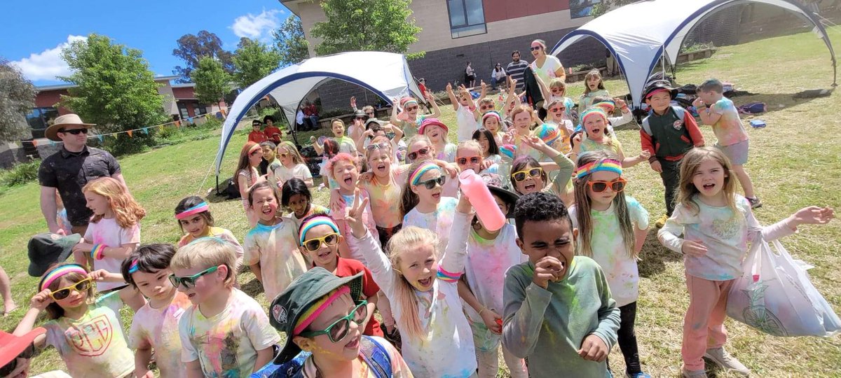 🌈 Colour + movement = joy! 🌈 #ColourFunRun2022 💥 #Fridayafternoonsspentwell