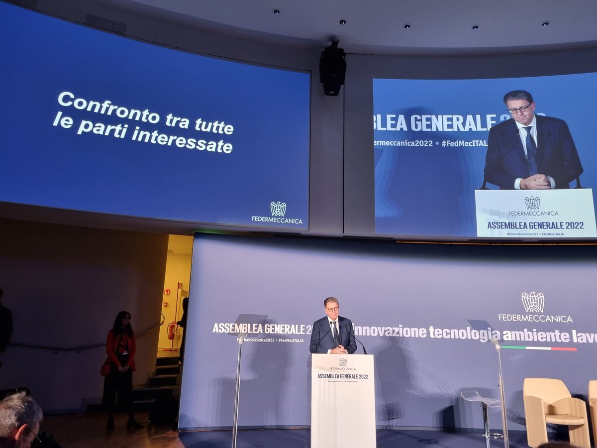 Federmeccanica's tweet photo. "Dalla #Metalmeccanica si leva un messaggio: il nostro Settore ha avuto bisogno di #riforme e le parti coinvolte hanno iniziato ad attuarle. Oggi è il Paese a esprimere questo bisogno, da avviare mediante il confronto tra le parti interessate"

#Federmeccanica2022 #FedMecITALIA https://t.co/Vpb2BiscvQ