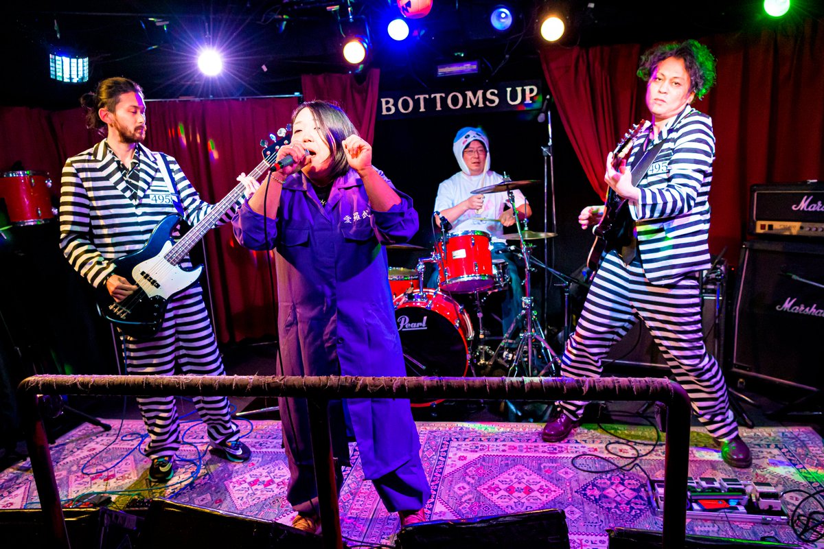 umiusi917's tweet image. 10月30日(日) ハロウィンライブ@川崎ボトムズアップ
【We are undead vol.2】

ダブルエレメント(1)