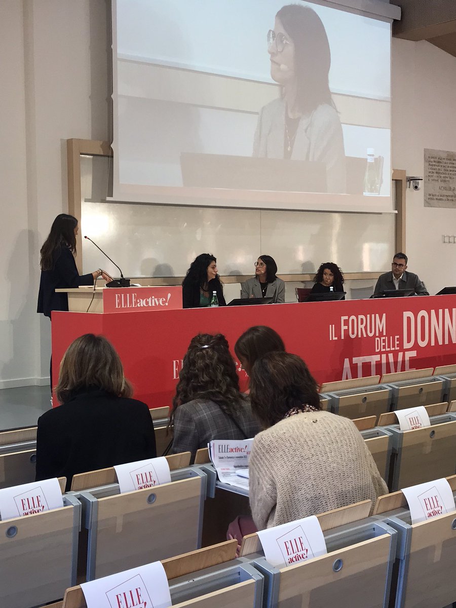 In aula plenaria a #elleactive parliamo di opportunità di carriera in un grande gruppo moda con @hmitalia #morewomen