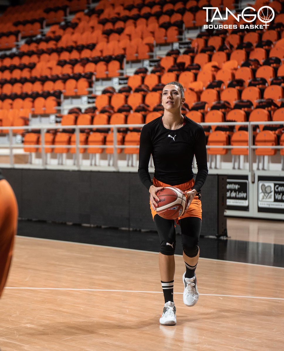 BourgesBasket's tweet photo. ⚔️ GAMEDAY
🆚 Angers
#FiertéTango https://t.co/pyHbf3xEDH