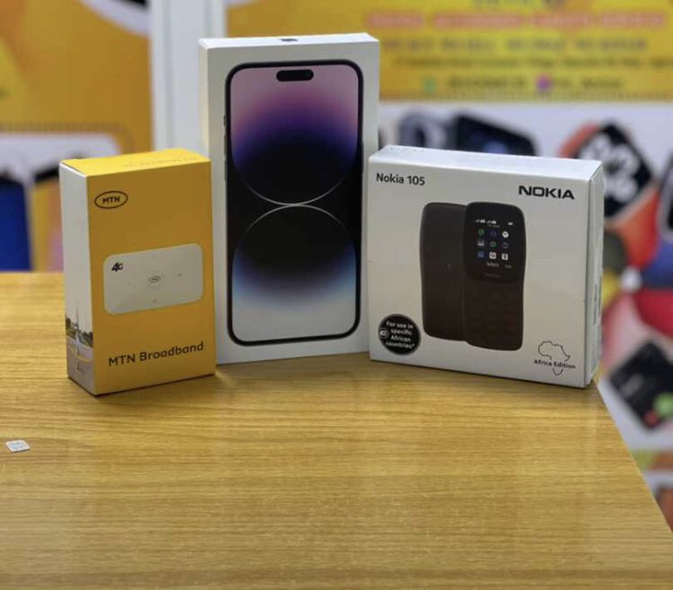 wisegadget's tweet photo. iPhone 14pro max 128gb (LOCKED)
Free Mifi
Free Nokia 105
Weekend sweet deal
Price :#680k https://t.co/ToTP1i5E39