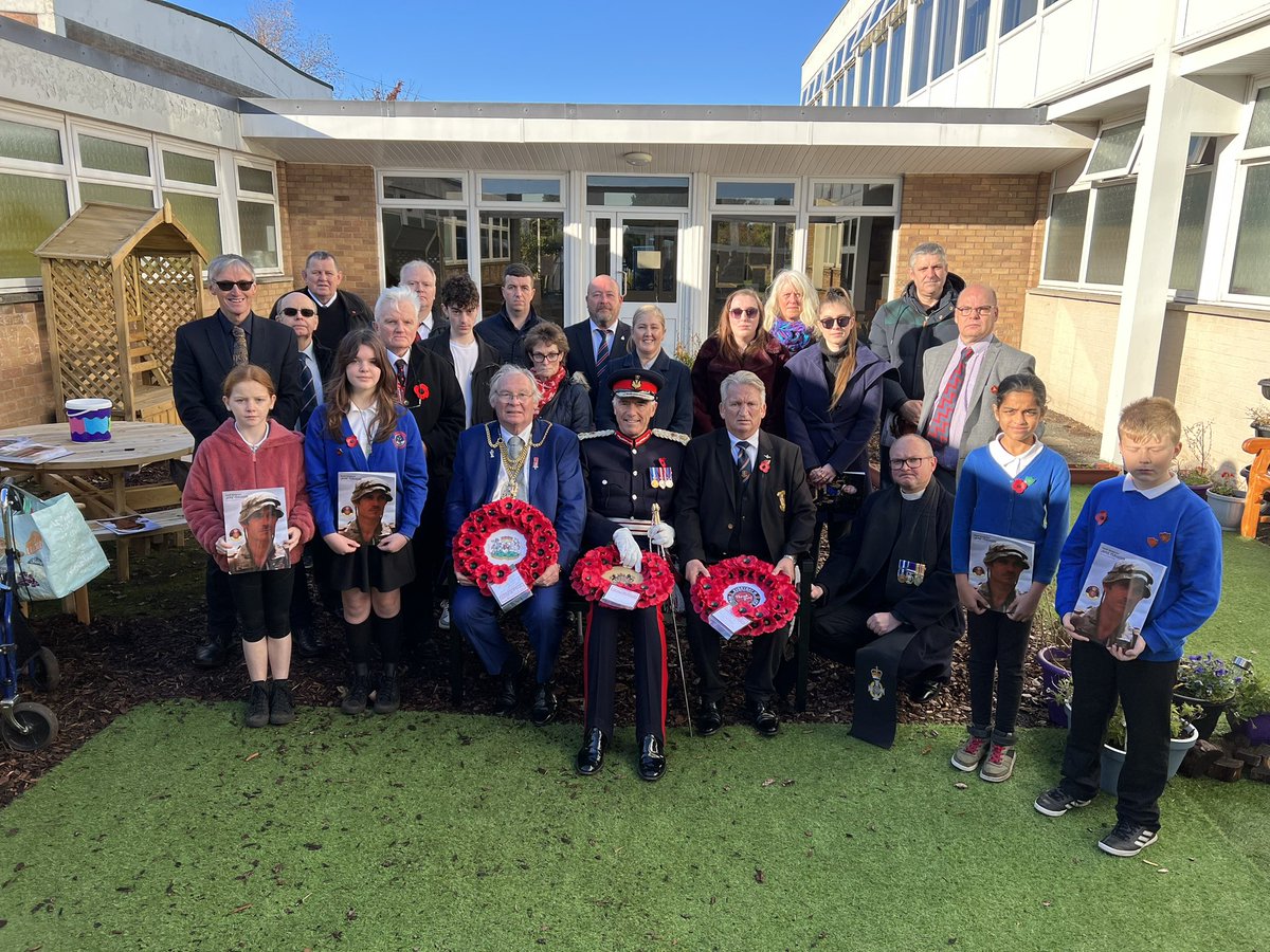AsaForces's tweet photo. S/Sgt Jamie Ferguson remembered yesterday, we presented a memorial to @LeucharsPS ensuring Jamie is never forgotten. @FifeCouncil @ColMaclachlan22 #remembrance #education #legacy @BritishArmy #MEDIC #SFUK #SpecialForces #SAS thanks to the Lord Lieutenant and Provost Leishman. https://t.co/EHgD73ctNB