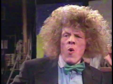 Happy Birthday to singer and actor Art Garfunkel 