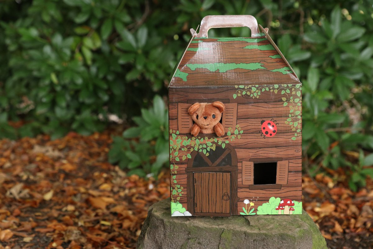 Mr Bear is over at Green Bean’s house!  With a window view reserved for tonight's firework display. 
greenbeancollection.co.uk/store/p10/gree… #greenbeancollection #autumn #forest #autumnleaves #toy #childrenstoys #fireworks #BonfireNight