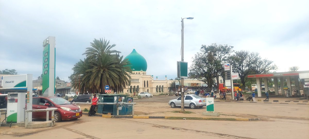 larry kwirirayi ✍📔 tweet media