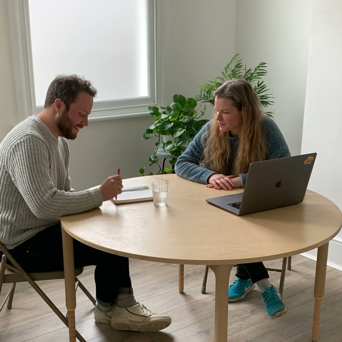 YOGAHOME MEETING ROOMS

Flooded with natural light, our two #meetingrooms are ideal to host #clientmeetings and #training sessions. Prices start at only £15p/h and discounted rates are available for recurring bookings, hot deskers and Yogahome members! 

buff.ly/3Nan4b0