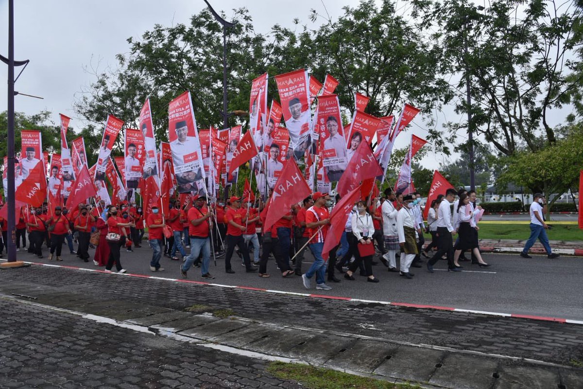 NgaKorMing's tweet photo. Setiap langkah menuju ke Putrajaya, setiap usaha membawa mesej perubahan. Inilah masanya, HARAPAN utk Malaysia. 💕🇲🇾 #KitaBoleh @sinardailymy @pakatanharapan_ @dapmalaysia https://t.co/6kqlIvs3nD
