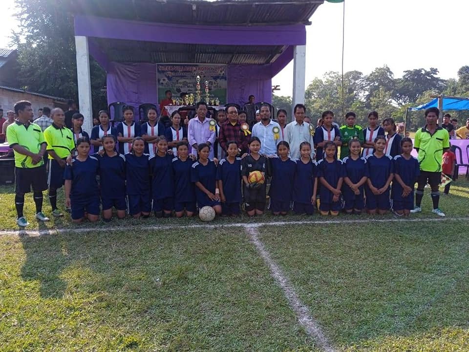 nppmeghalaya's tweet photo. Glimpses of the Mendima Men and Women Inter-Village Football Tournament 2022, sponsored by MLA of Kharkutta Shri Rupert Momin &amp; organized at Mendima Playground by Mendima Songma Youth Club in collaboration with NPYF.
#NPP #NPYF #MeghalayawithConrad https://t.co/Oa3cqGLEmE