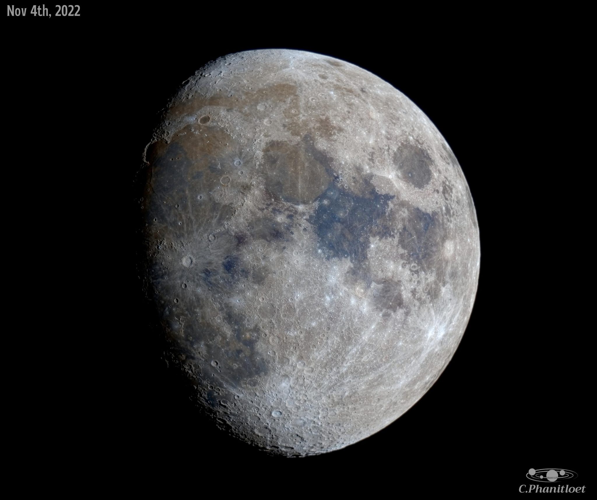 kaka🌎 on Twitter "RT SVBONYsvbony 🌕Moon Waxing Gibbous 83.5 🔭