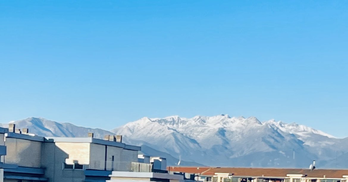 #buongiorno!!!
E' arrivata la prima neve sulle Alpi
Neve novembrina
☀️🌈🌼🍂😘

Mio scatto, adesso📸🧏‍♀️
#5novembre