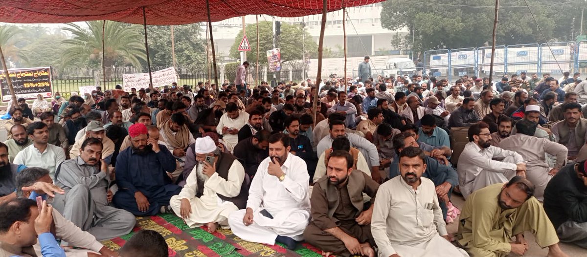 Instructorejaz's tweet photo. #TEVTA_LHR_Dhrana
Our Demand 25% and 15% Allowance
@CMPunjabPK
@TEVTA_Updates 
@punjab_tevta
@CS_Punjab @ICIDPunjab @JafarMamoon @MMAslamIqbal @DCLahore @BhararaRehan
@AhmadKhawarSha1 @AkhtarAbbasBha3
Strike strike and strike till notification of disparity allowance. https://t.co/CWJgBVlDbh