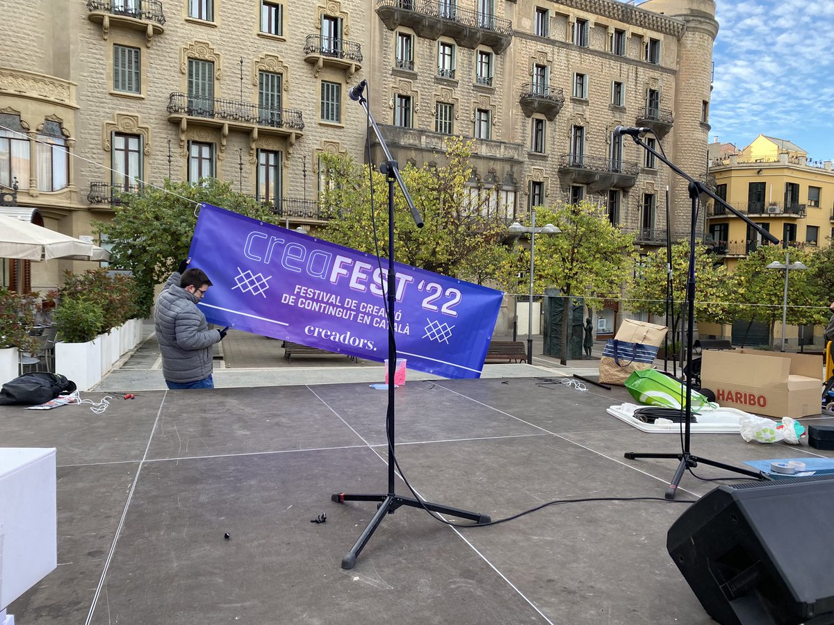 creadorstv's tweet photo. El #CreaFest22 és una realitat! Ens veiem avui a #Manresa !

Recordeu etiquetar amb el hashtag #CreaFest22 https://t.co/5iEXTaqUQc