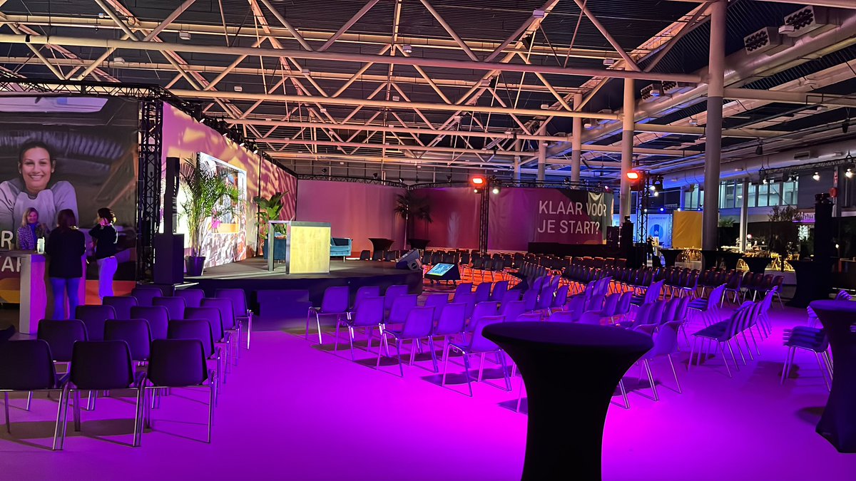 Sam Rohn tweet media