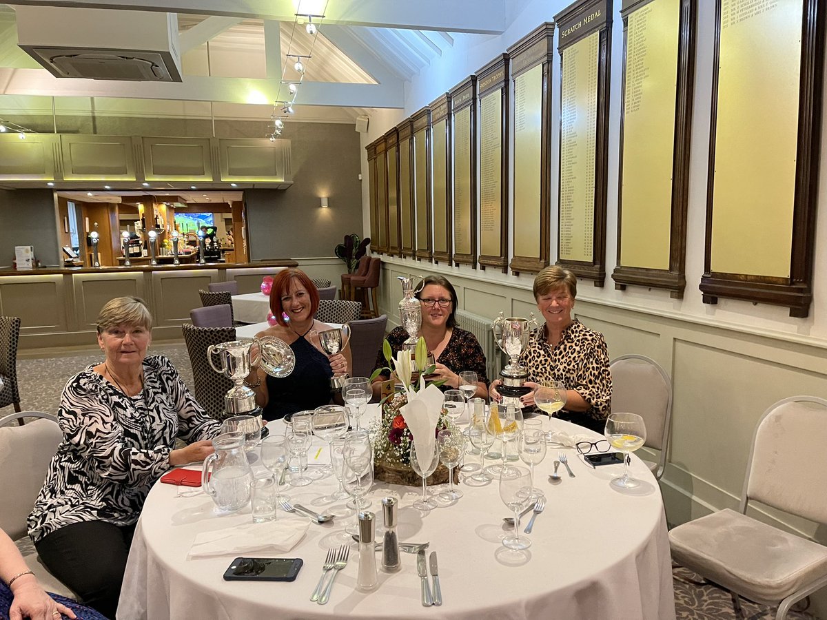 Well done to <a href="/JaneWood19/">Jane Wood 🏴󠁧󠁢󠁳󠁣󠁴󠁿❤️🇺🇦</a> too 😘#winnerstable <a href="/WarringtonGC/">Warrington Golf Club</a>