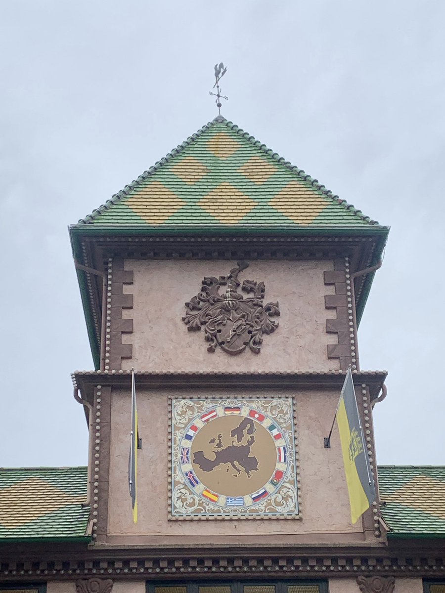 Unefille_lambda's tweet photo. @EuropaParkFR crée le quartier #listenbourg ! 🥳 #europapark https://t.co/bV5VWr3QhO
