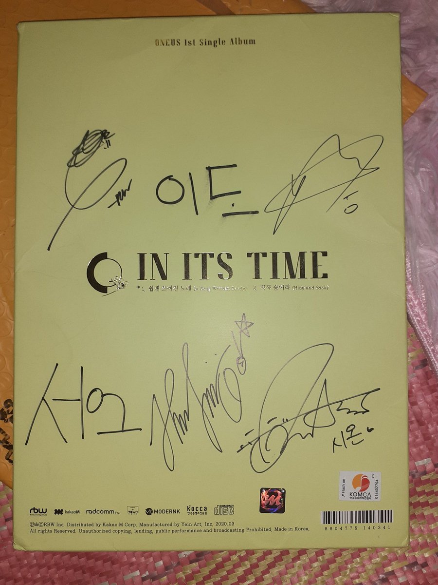 hunhunbns's tweet photo. PLEASE HELP RT

WTS LFB PH ONLY

ONEUS AND ONEWE PHOTOCARDS AND ALBUMS

mod: shapi, jnt, ggx, cod
mop: gcash, cod

please do dm me po if interested

rfs: need funds po pang ayos ng bahay, kase damay ho kame sa dumaang bagyong paeng https://t.co/ocjeXGo37T