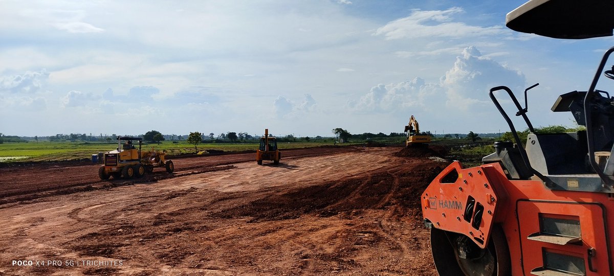 Trichiites's tweet photo. A new bypass road is being constructed for a distance of about 8 km from Thiruvaiyaru to Arasur to reduce the traffic congestion in Thiruvaiyaru city.
This new route connects the following stretch,
Thanjavur - Ariyalur
Thiruvaiyaru-Kallanai-Trichy
Kandiyur-Thirukatupalli
#NH36 https://t.co/BvlCWGfjbd