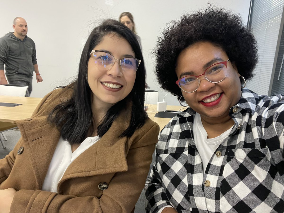 🖥💻Hoy somos alumnas en el Taller de Docker en <a href="/kairos_ds/">@kairos_ds</a> impartido por <a href="/GDGMadrid/">GDG Madrid</a>. 

“Aprender es un proceso constante”

 😃 <a href="/dayana_r88/">Dayana Romero</a>