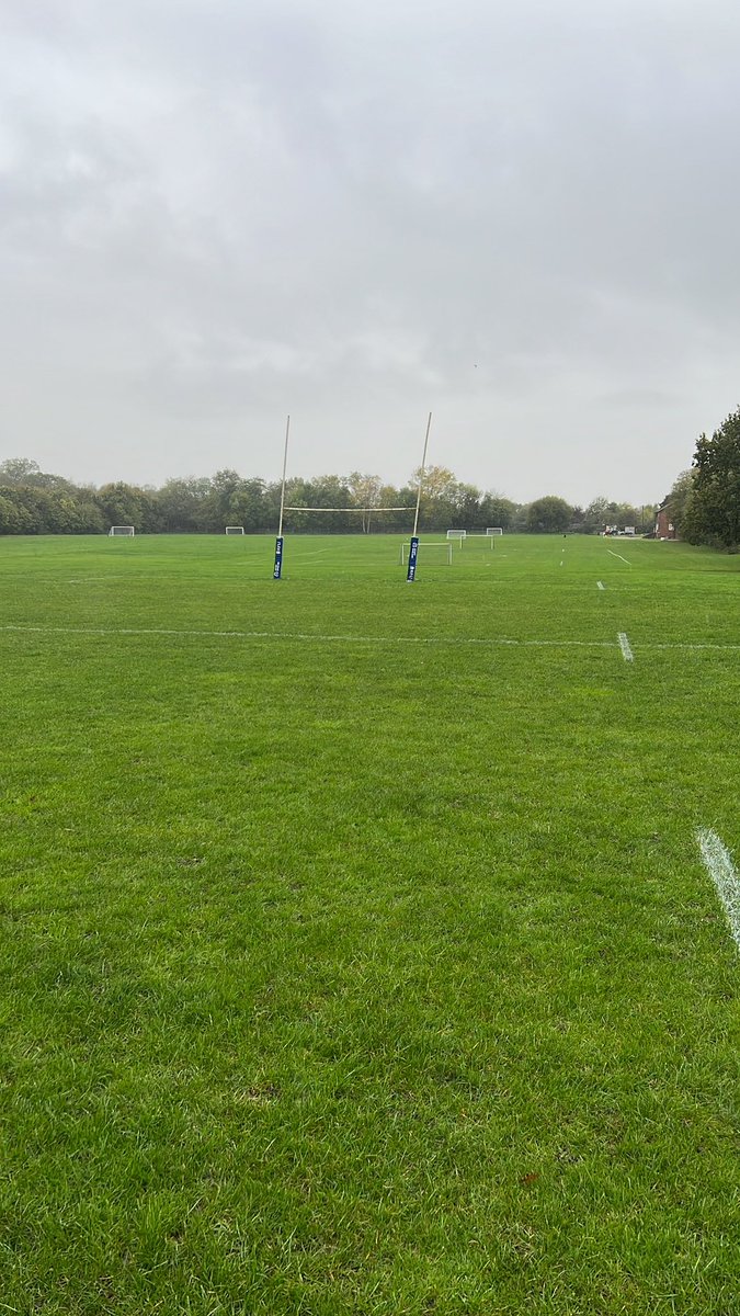 eretail's tweet photo. @YardeM you must have played on this pitch? https://t.co/CreiNtksQb